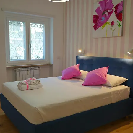 Santo In Trastevere Apartamento *